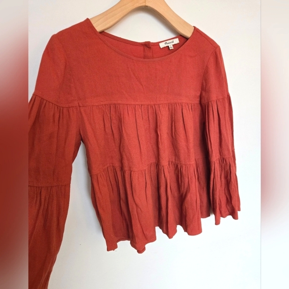 Madewell tiered, bell sleeve, button back blouse, in orange | size small - Picture 1 of 5